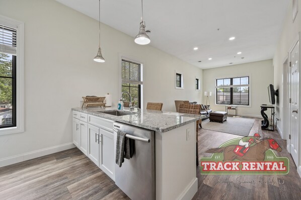 Interior - Luxe South Broadway Apartment (Saratoga Springs)