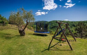 Children’s area - 2 bedroom beautiful home in Pican (Pican)