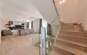 Interior - Awesome home in Kastelir-Labinci (Kastelir-Labinci)