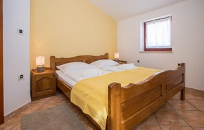 2 bedrooms, free WiFi, bed sheets - Lovely apartment in Porec with WiFi (Porec)