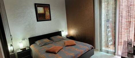 1 bedroom, iron/ironing board, WiFi, bed sheets