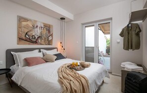 1 bedroom, travel cot, free WiFi, bed sheets - 1 bedroom nice apartment in Pula (Pula)