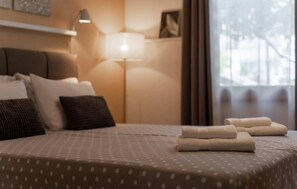 2 chambres, fer et planche à repasser, lit parapluie, Wi-Fi gratuit