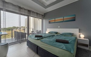 4 soverom, strykejern/-brett, reiseseng for barn og wi-fi (inkludert)