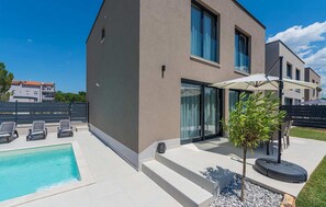 Pool - Awesome home in Porec (Porec)