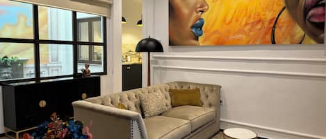 Junior Suite, Balcony, Courtyard Area | Living area | 43-inch LED TV with digital channels, fireplace, Netflix