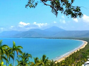 Beach - Spacious 3 Bedroom villa with large pool (Port Douglas)