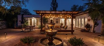 Historic Luxe Retreat | Pool,Spa + 6 En-Suite Beds