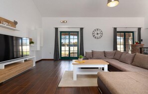 Fernseher, Kamin