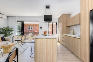 Interior - Kahlo Bondi 3 BR - Apt #7 (Waverley)