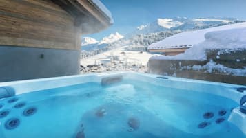 Bain à remous extérieur
