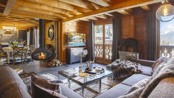 TV, peis, videospill og stereoanlegg