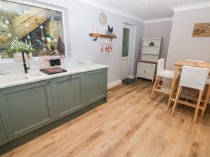 Fridge, dishwasher, electric kettle, toaster