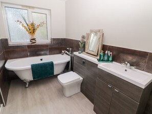 Shower - Golygfa Bryn (Porth)