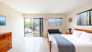 1 bedroom, iron/ironing board, free WiFi