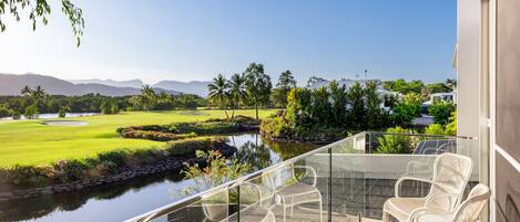 Biệt thự, 4 phòng ngủ, quang cảnh eo biển | Quang cảnh sân golf