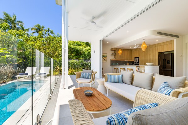 Villa, 4 Bedrooms, Garden View | Terrace/patio