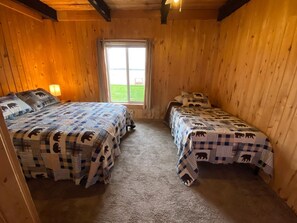 4 室のベッドルーム、WiFi、ベッドシーツ