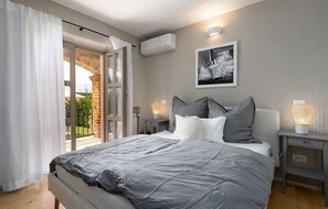 3 habitaciones, tabla de planchar con plancha y wifi gratis