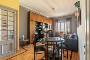 Unclassified image, 3 of 35, button