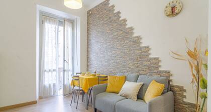 GuestHost - Cenisia District! Bright Sunflower Mini Flat x3