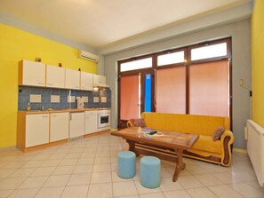 TV - Holiday apartment with air conditioning (Fažana)