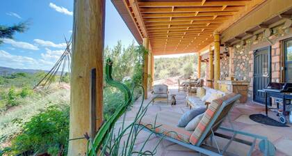 Historic Farm Cottage on Wine Trail Near Sedona