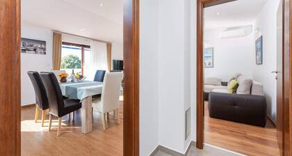 Cozy apartment in Porec with WiFi