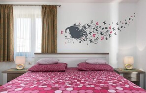 2 Schlafzimmer, BĂŒgeleisen/BĂŒgelbrett, Reisekinderbett, kostenloses WLAN