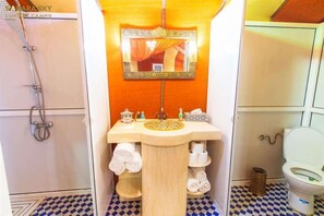 Bathroom - Sahara Sky Luxury Camp (Rissani)