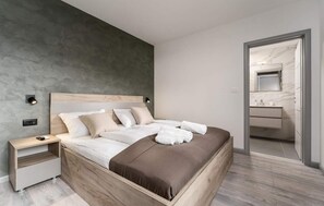 3 Schlafzimmer, Bügeleisen/Bügelbrett, Reisekinderbett, kostenloses WLAN