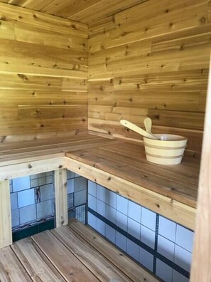 Sauna - The Pond Cabin at Sky Hollow, The Hunter Cabin at Sky Hollow (Rochester)