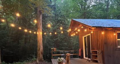 The Creek Cabin at Sky Hollow, The Creek Cabin at Sky Hollow