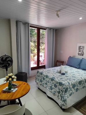 1 bedroom, WiFi, bed sheets