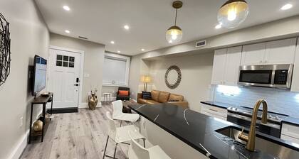 2-BR apartment in historic Capitol Hill, prime location in Washington DC