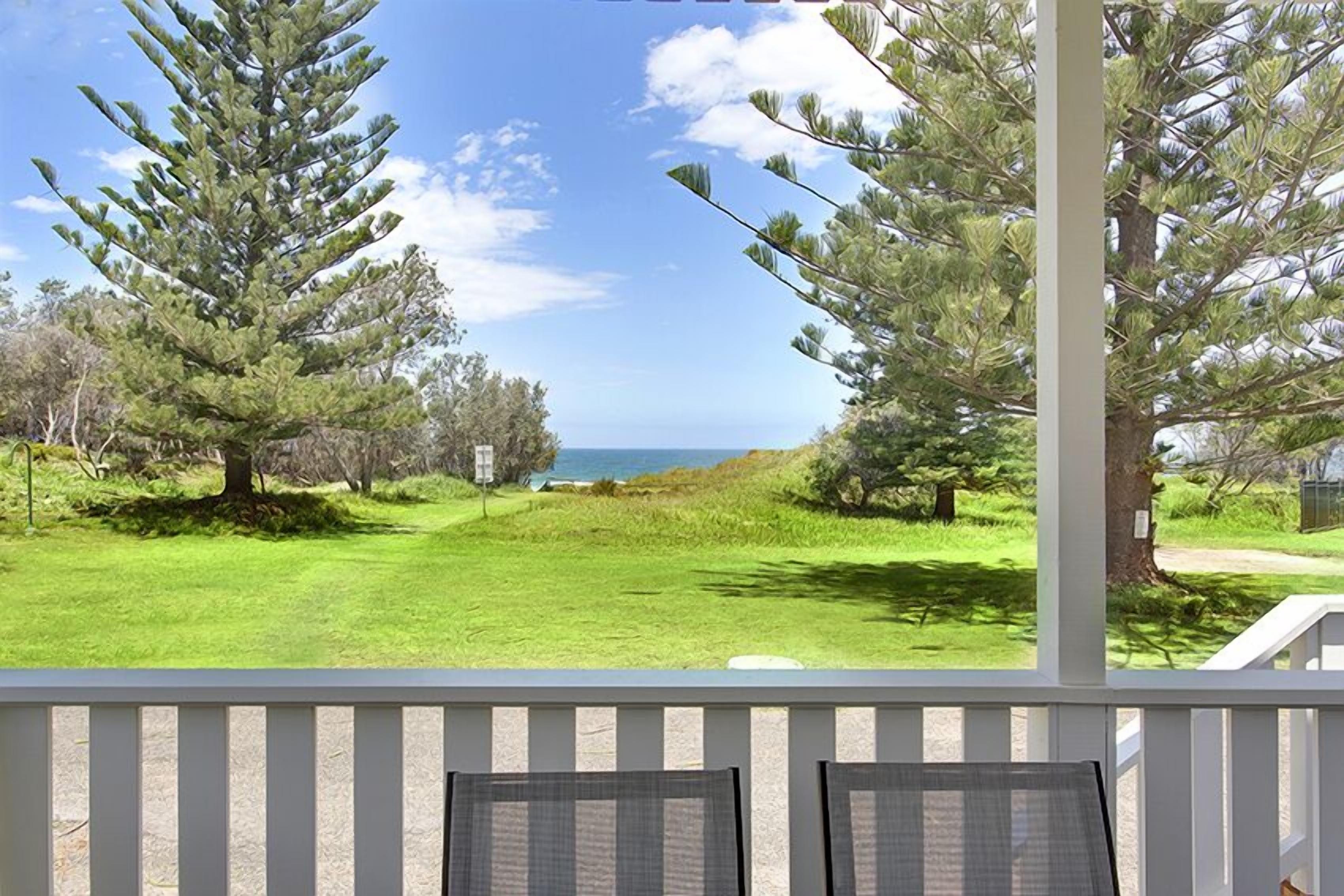 Surf Villa 2 Bedroom | Terrace/patio