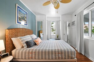 Two-bedroom suite | Individually decorated, individually furnished, iron/ironing board