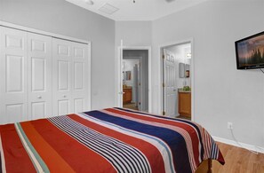 4 Schlafzimmer, Bügeleisen/Bügelbrett, Reisekinderbett, WLAN