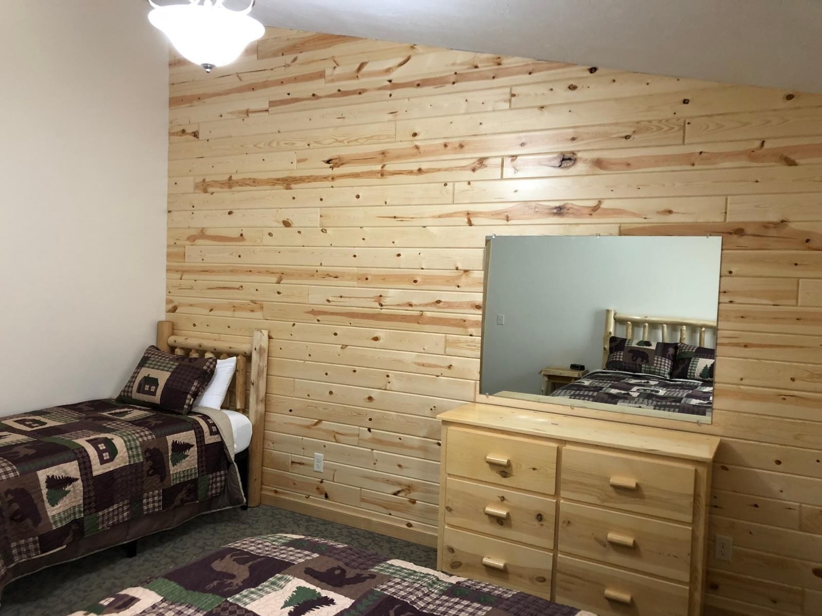 3 bedrooms, bed sheets