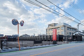 Front of property - HOTEL R9 The Yard Nagahama (Nagahama)