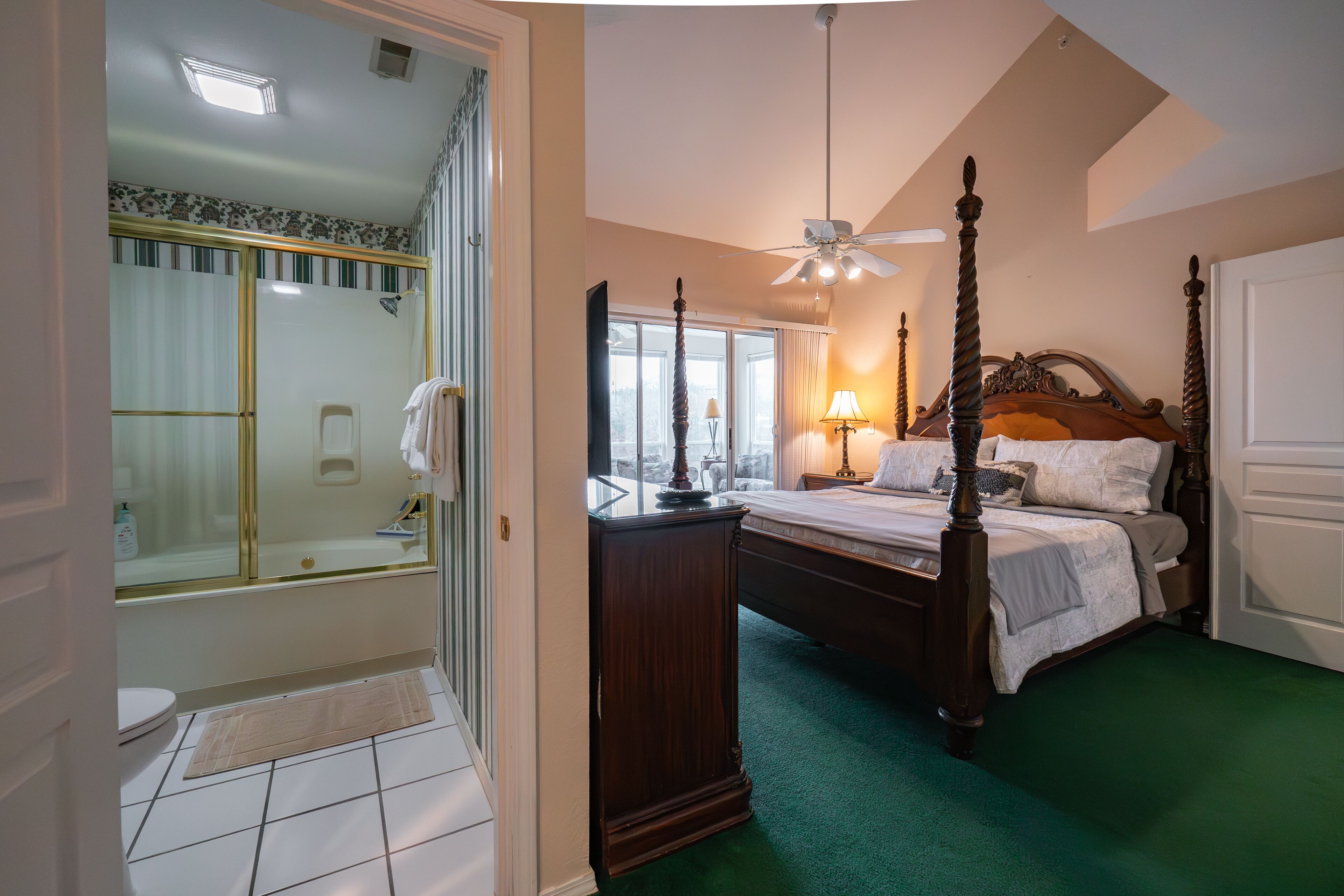 3 bedrooms, iron/ironing board, Internet, bed sheets