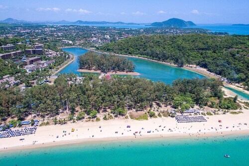 Nai Harn spacious studio, great amenities!