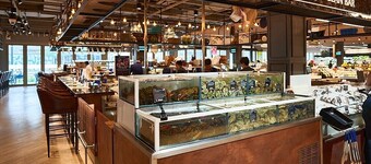 Bright apartment at Boat Avenue- fast WIFI, washer