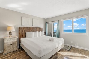 2 bedrooms, iron/ironing board, WiFi, bed sheets - Beautiful Gulf & Lake Views at Pinnacle Port A-935 (Panama City Beach)