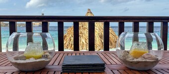 Oceanfront Luxury Living - 2 Bedroom Condo on the Beach