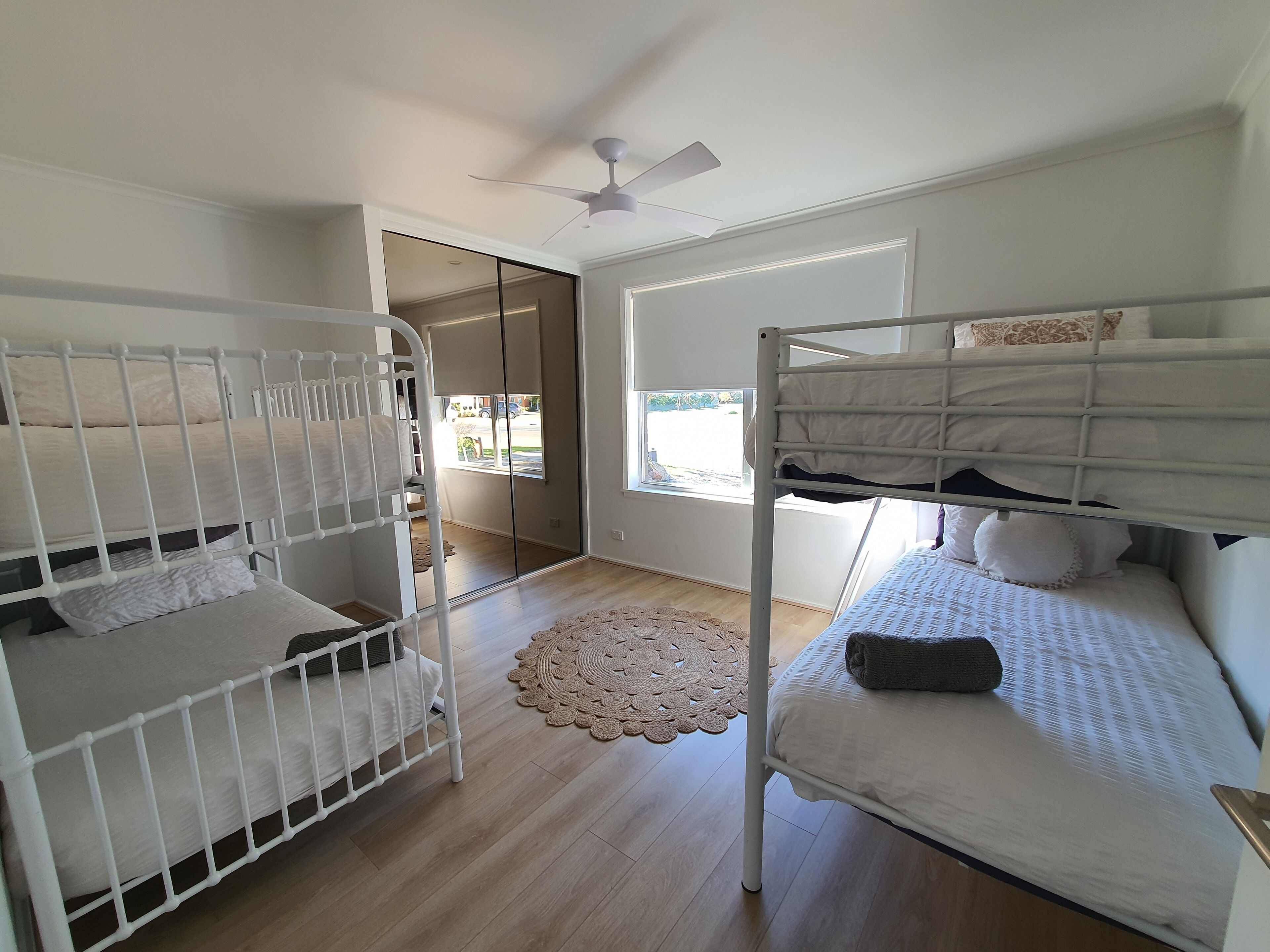 2 bedrooms, iron/ironing board, travel cot, free WiFi