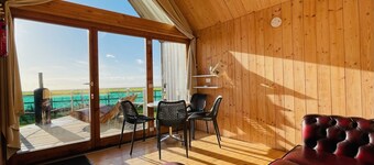 Lushna Mezzannine at Lee Wick Farm - 3 adults max or 2 adults & 3 kids