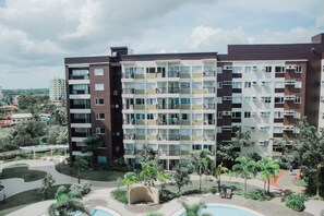 Comfort Apartment | View from room - Spacious 3 Bedroom Appartement Avida  (Iloilo)