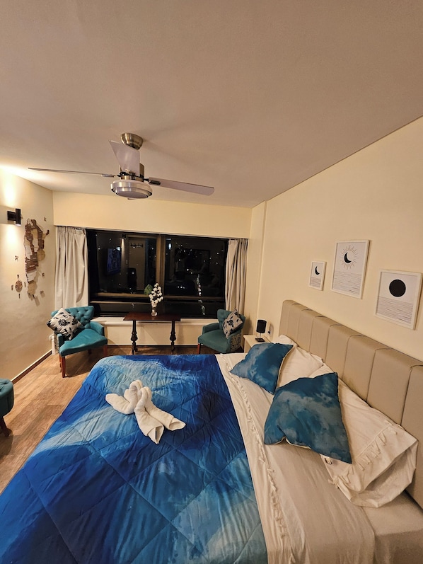 1 quarto, Wi-Fi de cortesia, roupa de cama