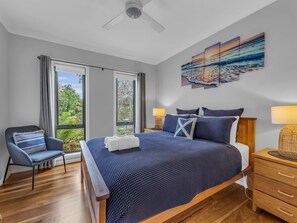 3 bedrooms, WiFi - LUXURY FAMILY HOME (Mallacoota)